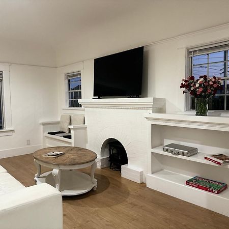 White House Hostel Лос Анджелис Екстериор снимка