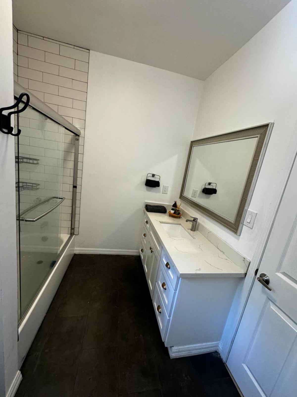 White House Hostel Лос Анджелис Екстериор снимка